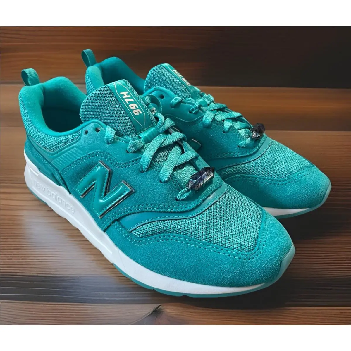 New Balance Run Classic 997 Teal Womens Size 7 Shoes