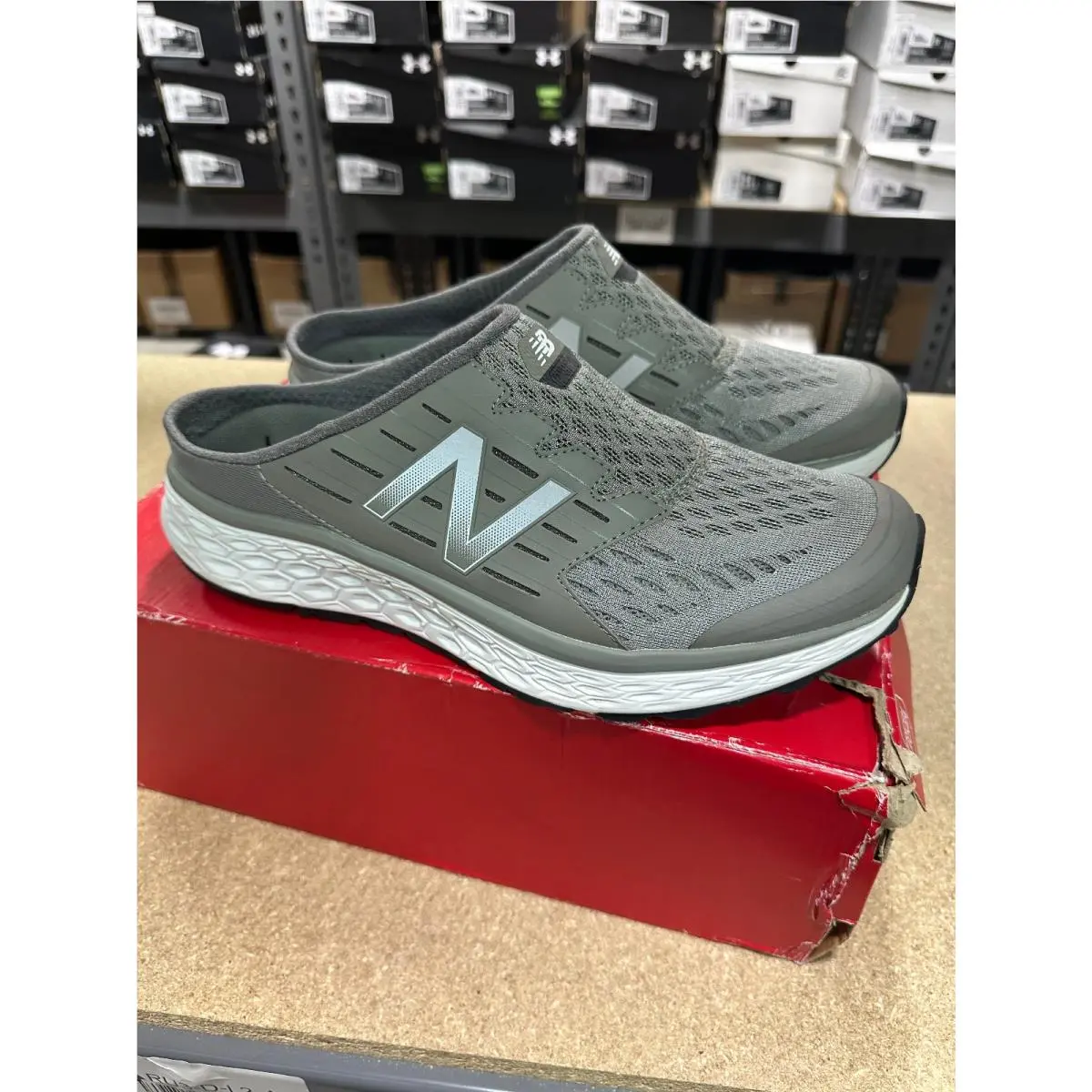 New Balance Men`s MA900GY Walking Shoe