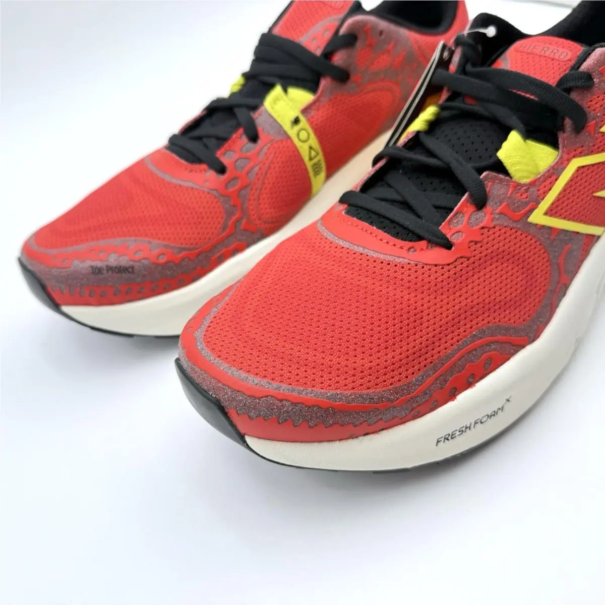 New Balance shoes - New Balance Fresh Foam X Hierro v8 - MTHIERR8 - Red/Green (UPC: 197375660929) 2