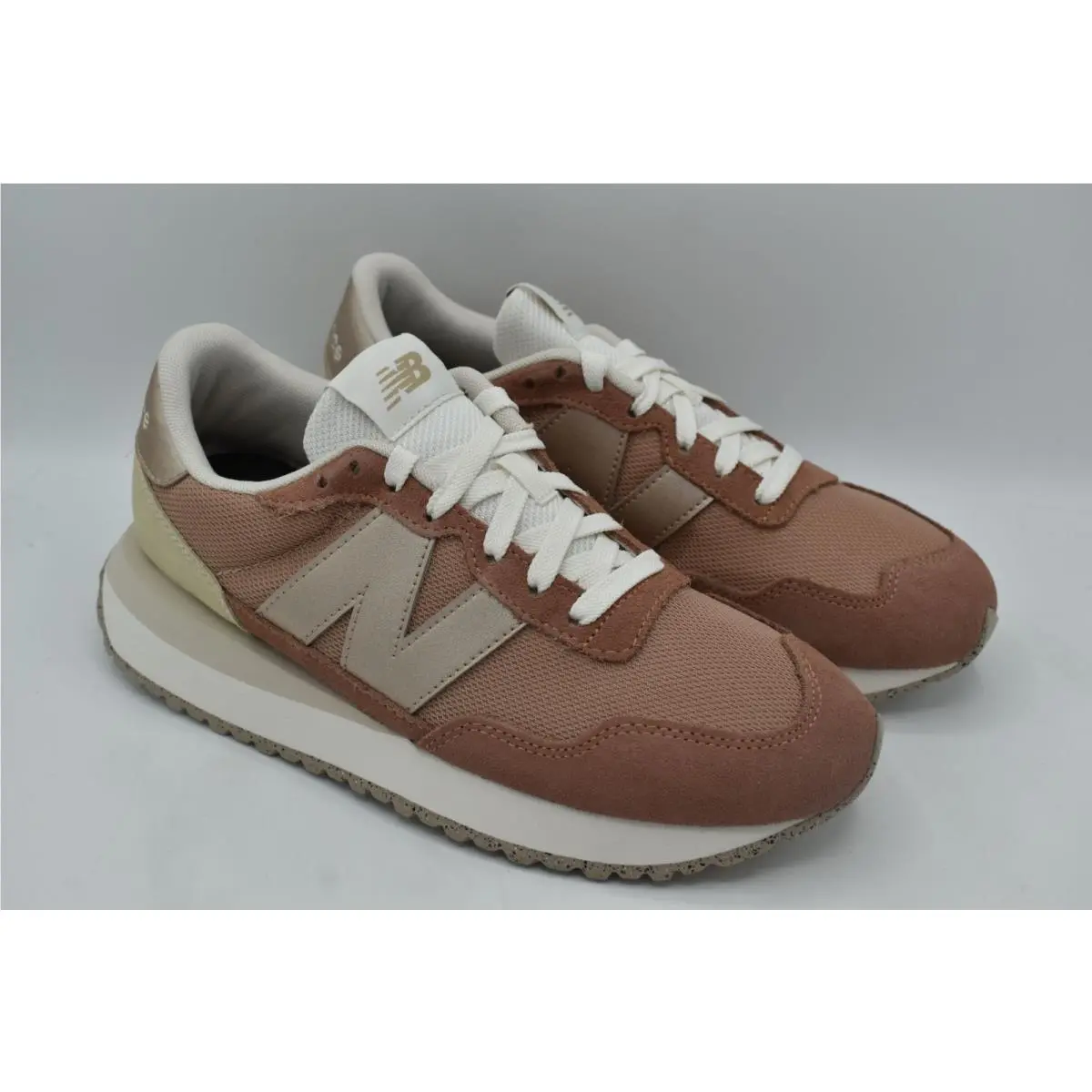 New Balance shoes - New Balance 237 - Brown (UPC: 197966444563) 1