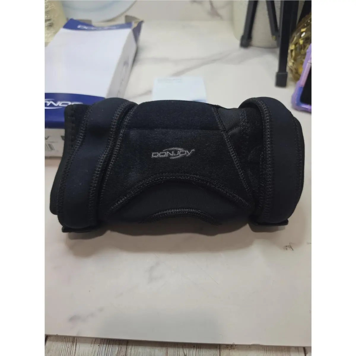 DonJoy  - Left Leg - Left Leg - Left Leg - Black (UPC: 0888912057288) 2