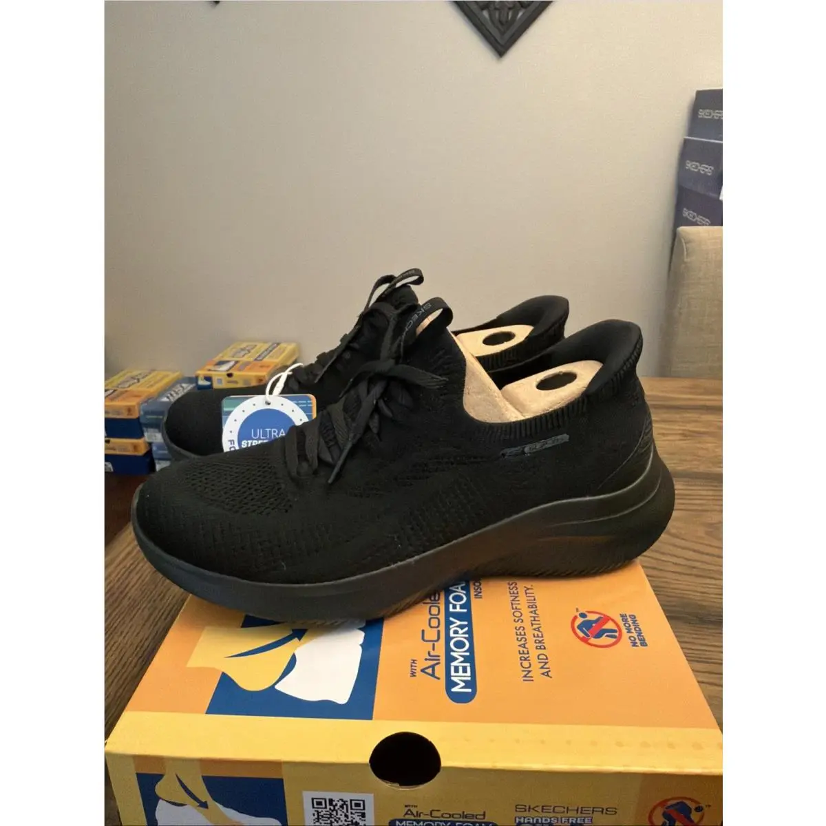 Skechers shoes - Ultra Flex - Ultra Flex - Black 1