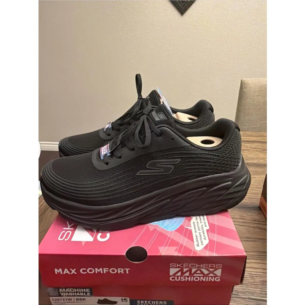 Skechers shoes - Skechers Max Cushioning Elite 3 - Black 1