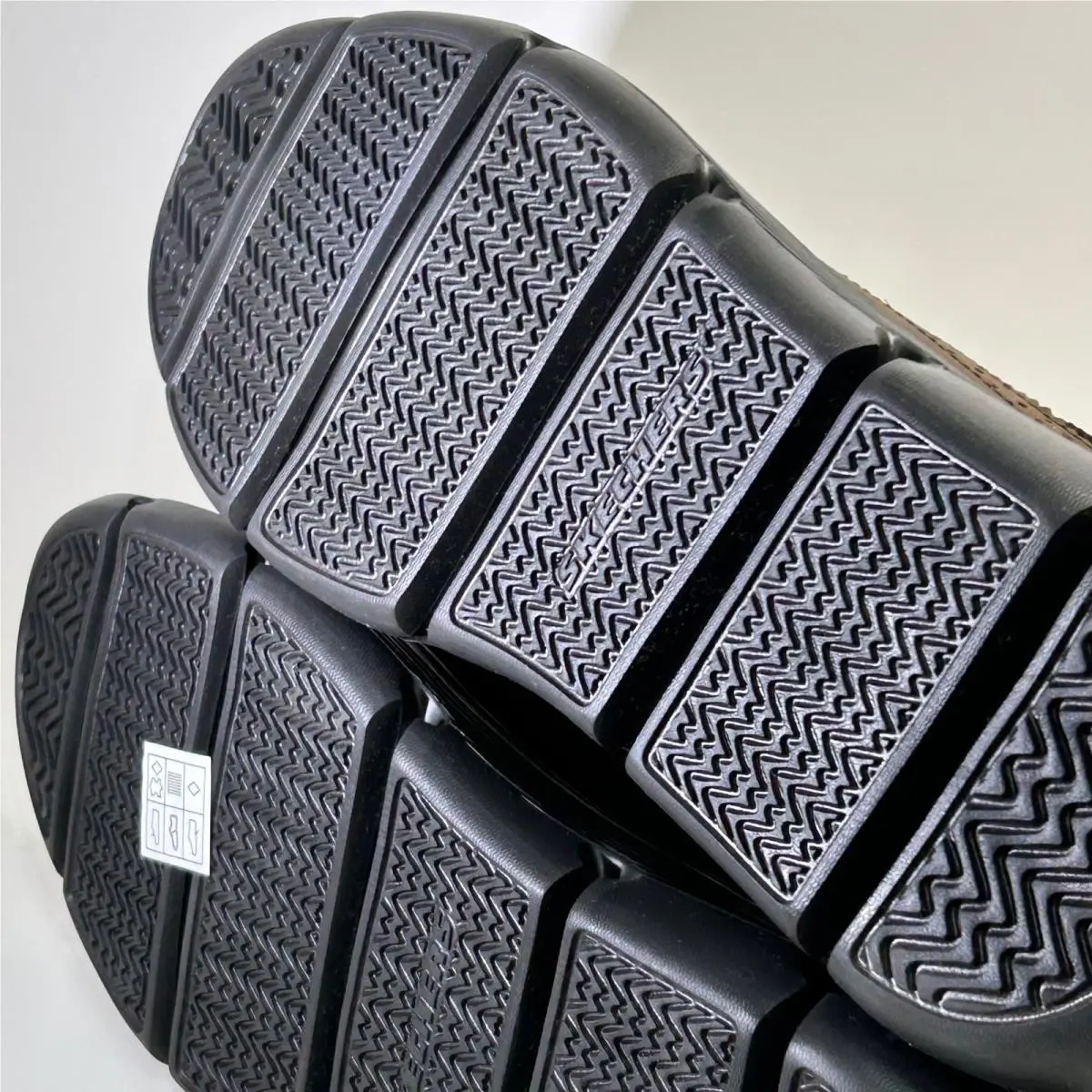 Skechers shoes - Hands Free Slip-ins Benidorm - Hands Free Benidorm - Brown 8