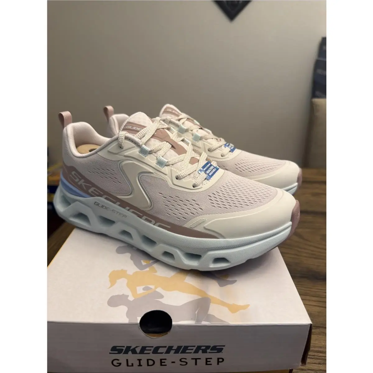 Skechers Glide-step Altus - Cool Motion Natural Sneaker Womens Sizes 9 …F4