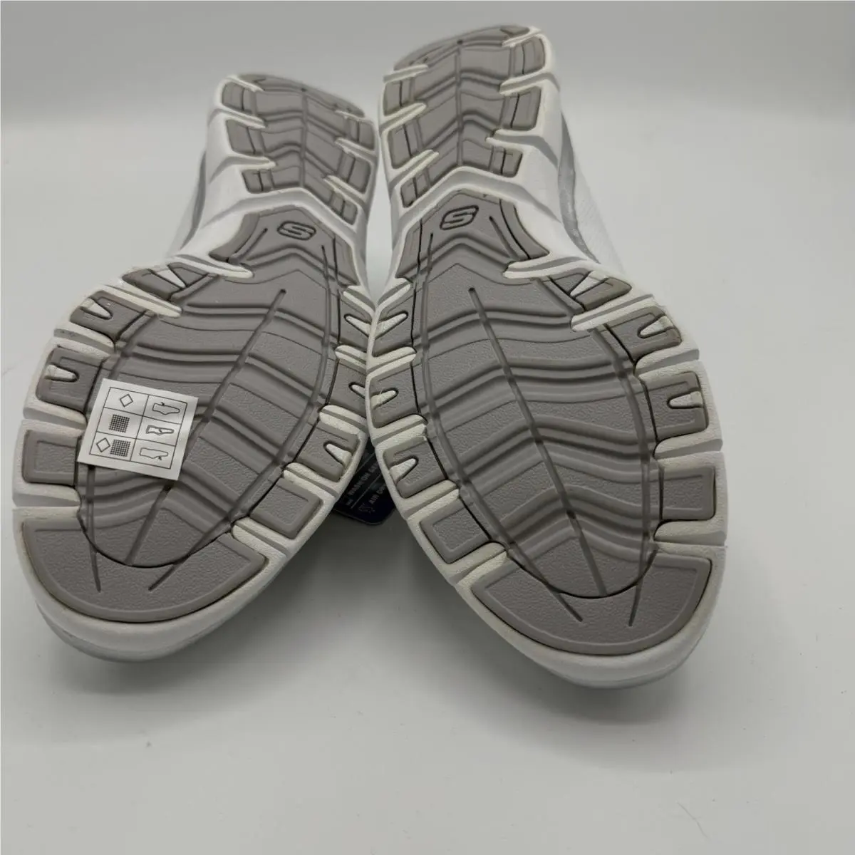 Skechers shoes - Skechers Gratis-Strolling - 22823 - White 10