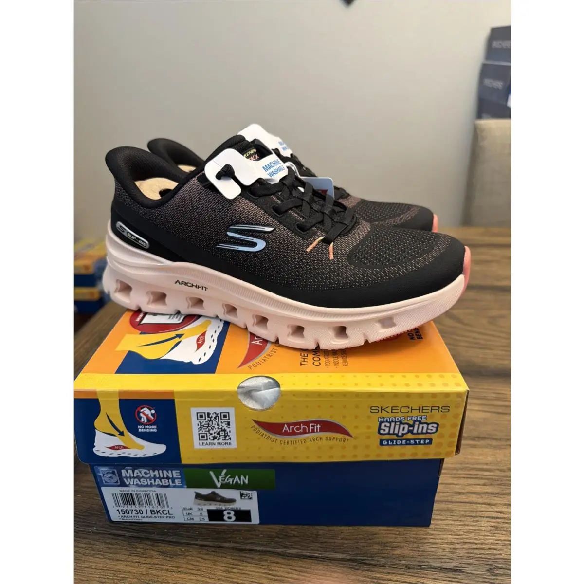 Skechers Slip-ins Arch Fit Glide Step Pro Sneakers Womens 8 Black Coral …F3