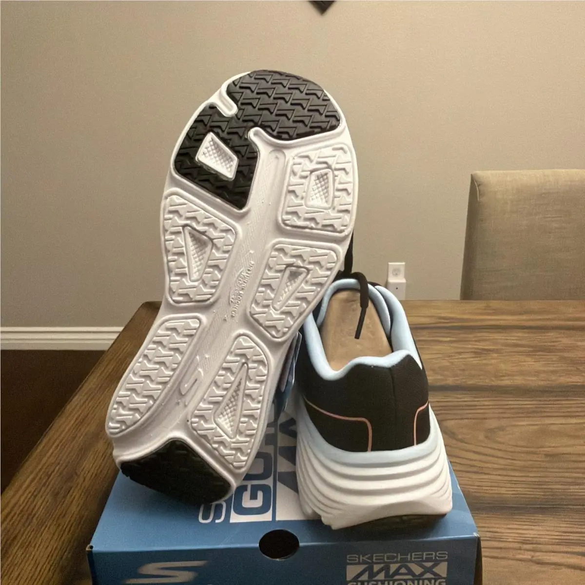 Skechers shoes - Skechers Max - Max - Black 4