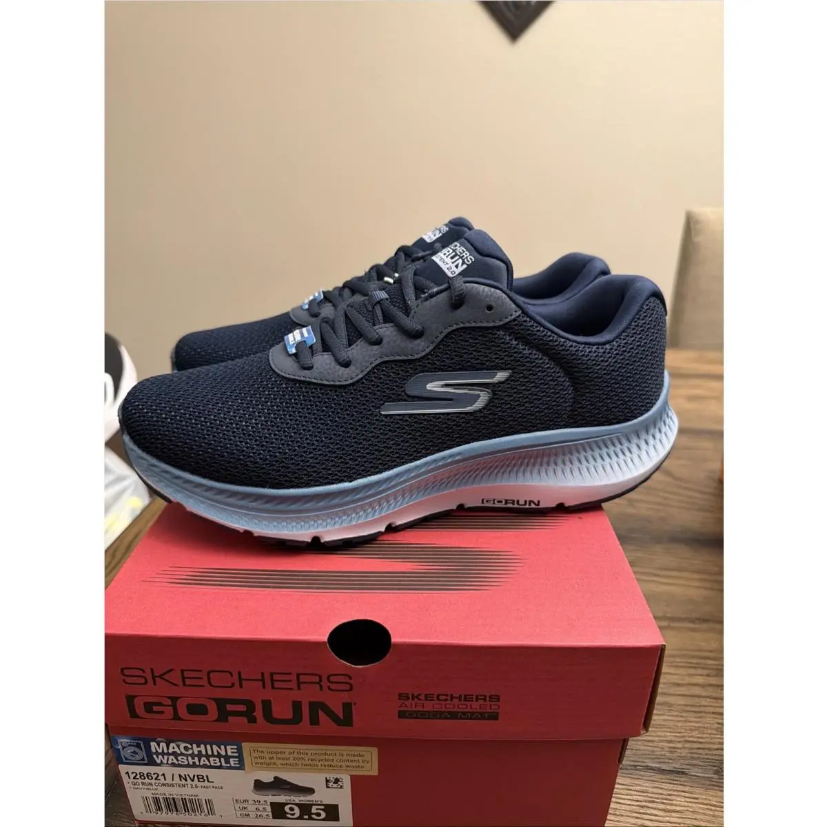 Skechers shoes - Skechers GO RUN Consistent 2.0 - Navy Blue 1