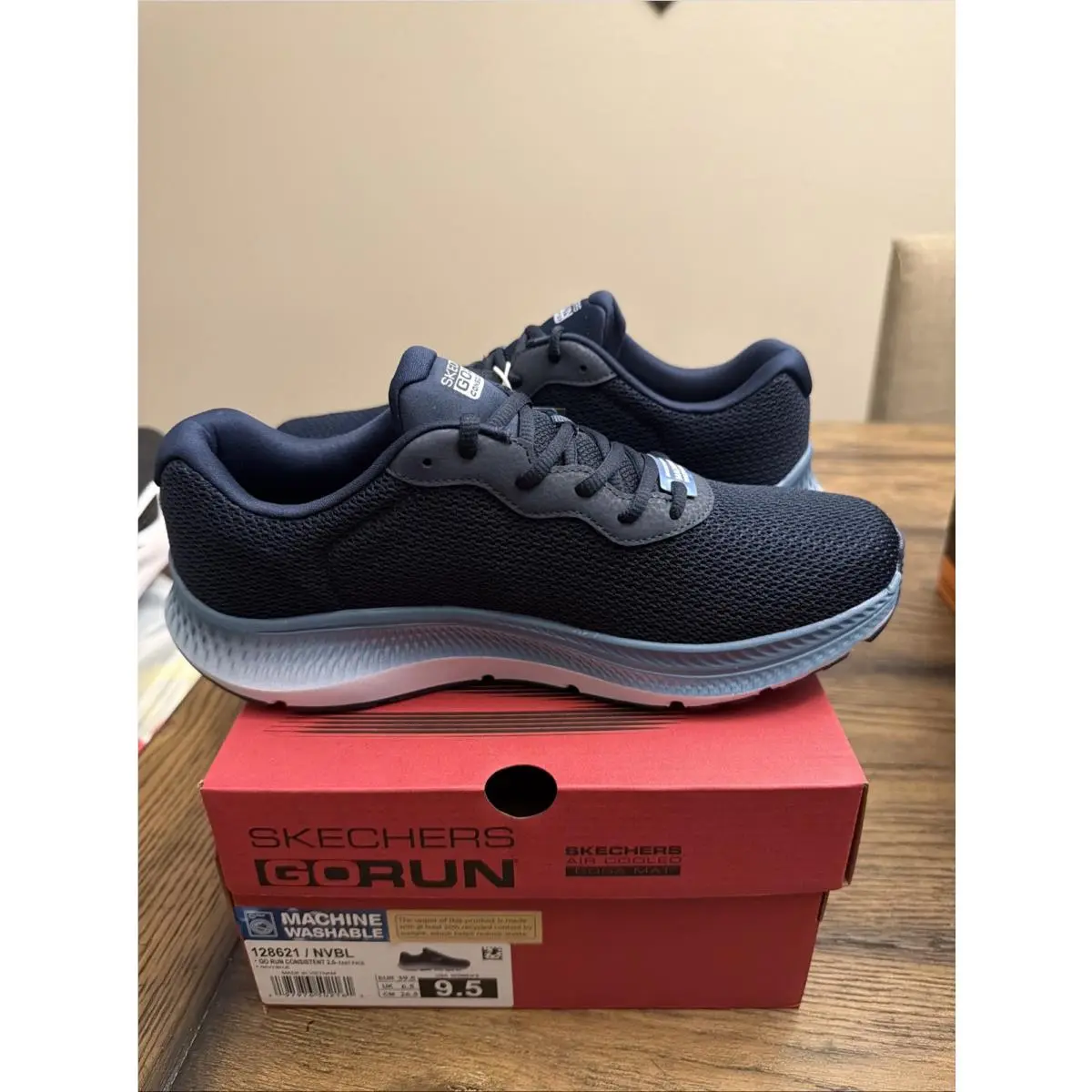 Skechers shoes - Skechers GO RUN Consistent 2.0 - Navy Blue 3