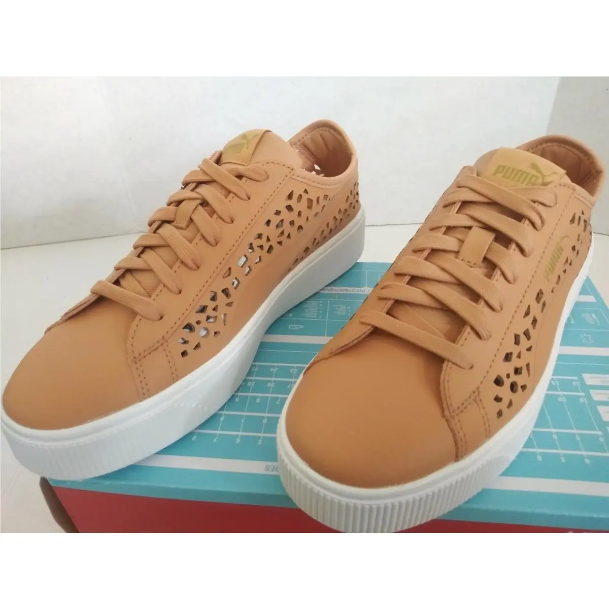 Puma Vikky Stacked Laser Cut. New. Womens Size: 6