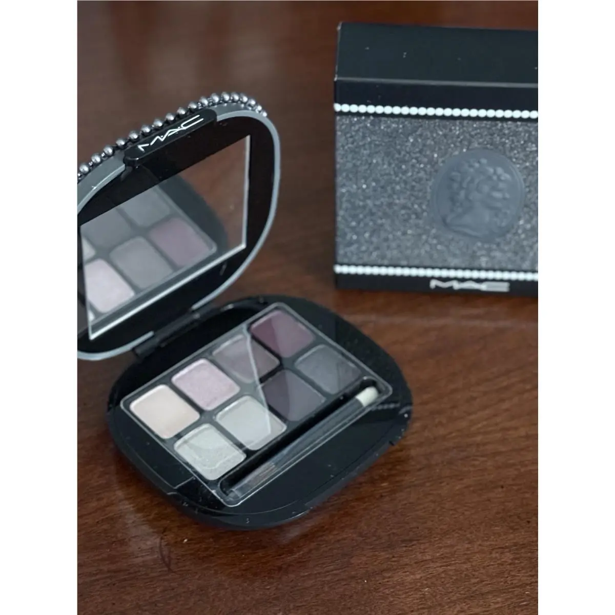 Mac M.a.c. Keepsakes Eyeshadow Palette - Plum Shades