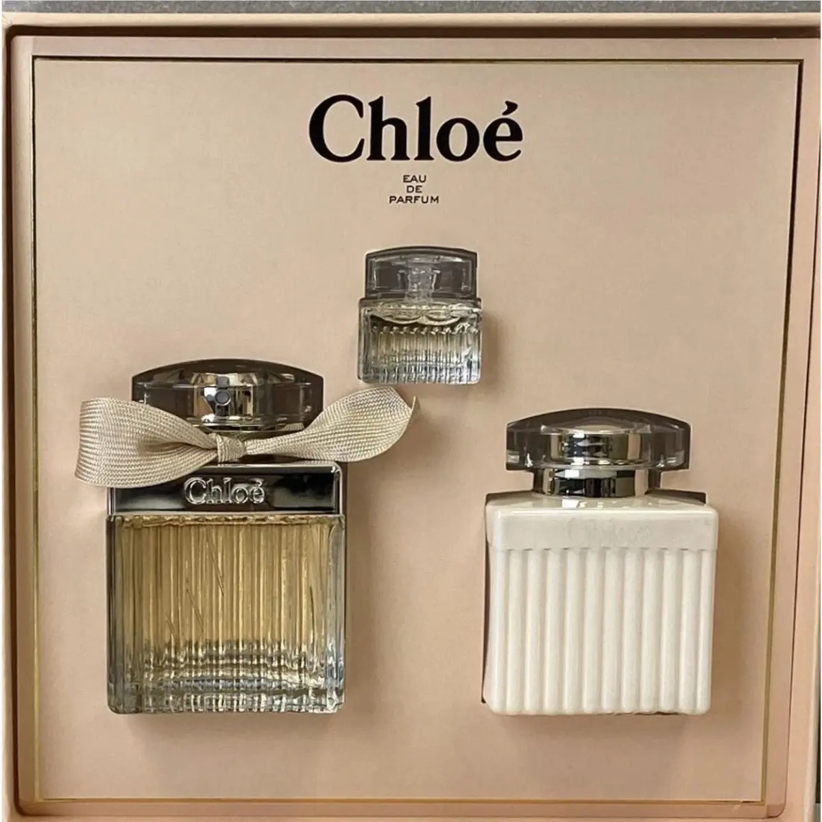 Chloe By Chloe 3pc Gift Set 2.5oz Eau De Parfum Spray+3.4oz B Lotion+0.17oz Mini