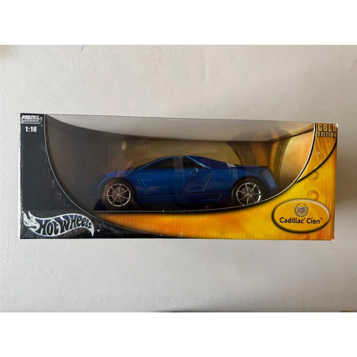 Hot Wheels Gold Edition Cadillac Cien Blue 1:18 BD4