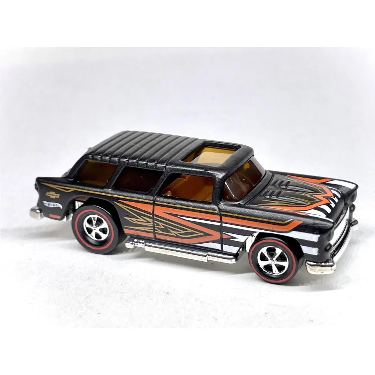 Hot Wheels Wagons Classic `55 Nomad 1955 Chevrolet 1:64 Custom Made Redline