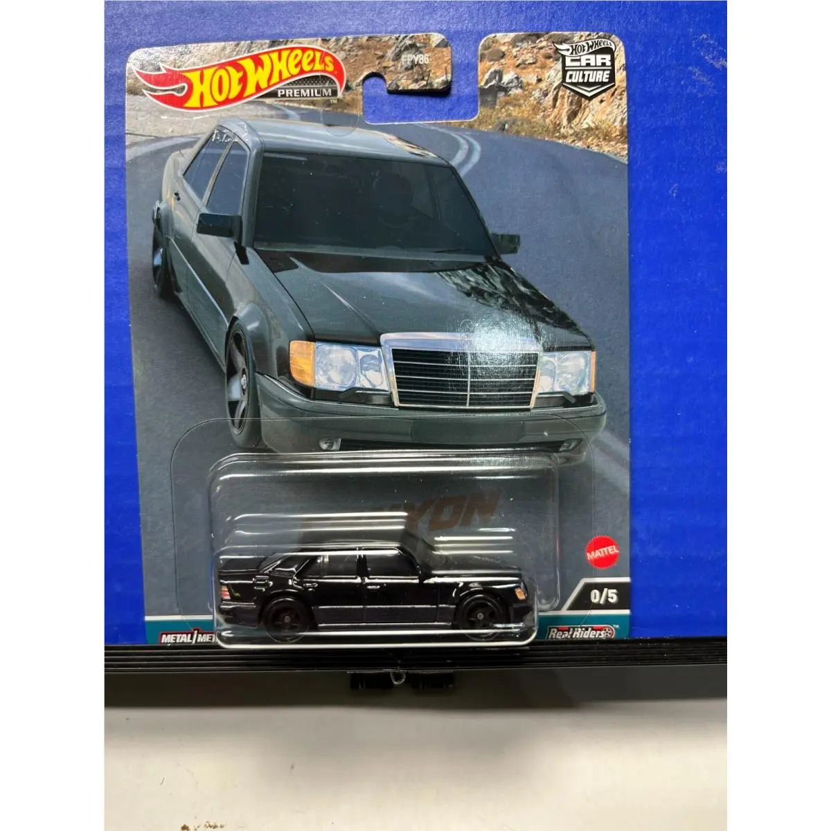 1/64 Hot Wheels Car Culture 0/5 Real Riders Mercedes Benz 500 E Chase Black