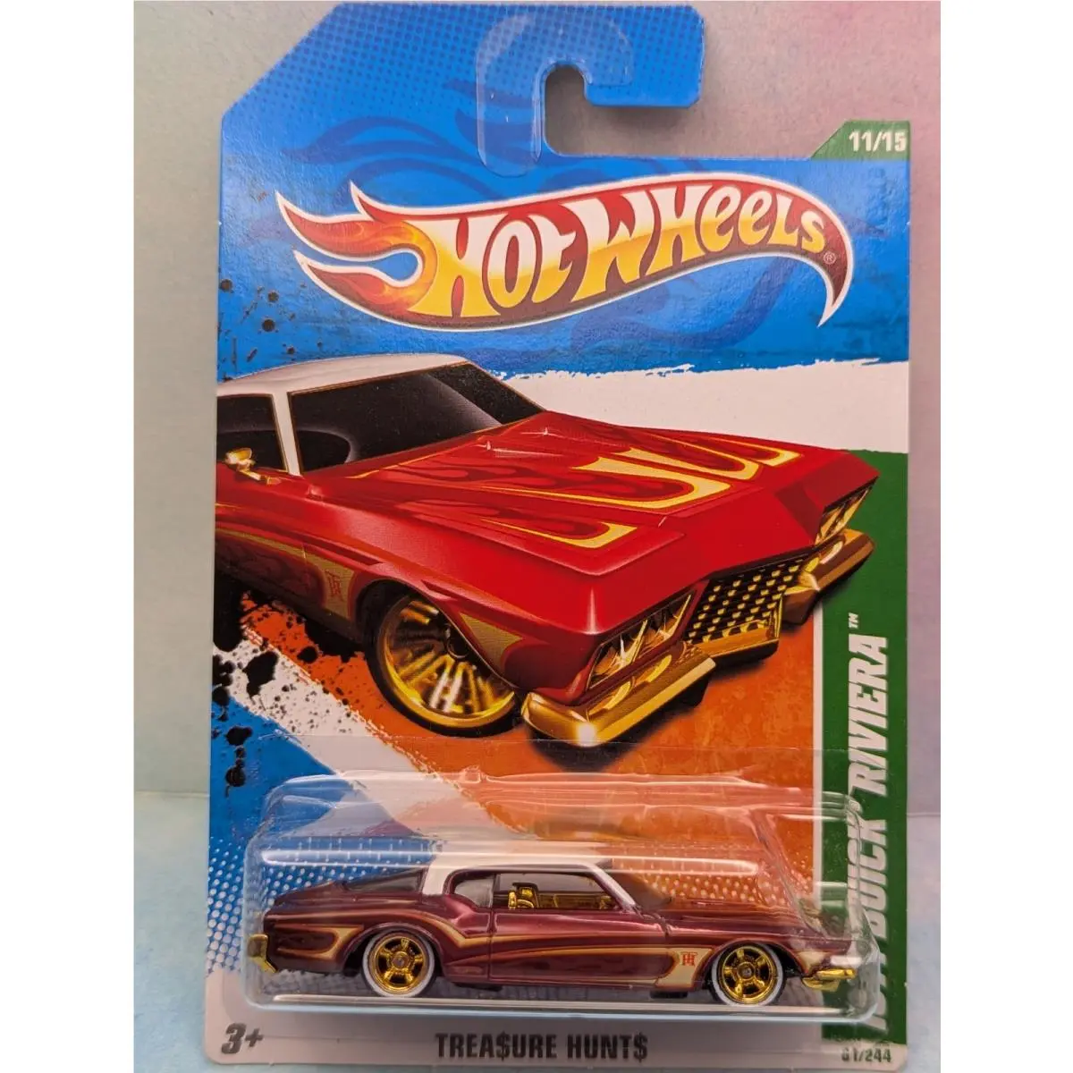 2011 Hot Wheels Super Treasure Hunt$ `71 Buick Riviera 61 Red/gold Protecto