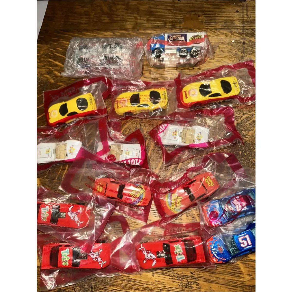 15 Vintage/new /hot Wheels Pop Culture Set Of Trix Cheerios Lucky Charms Etc