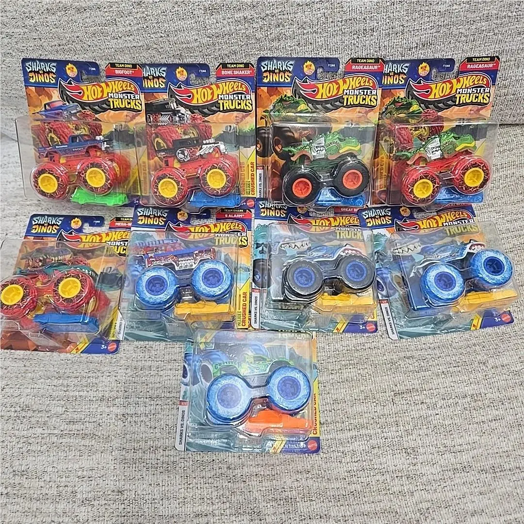 Hot Wheels Monster Trucks 9 Sharks Vs. Dinos Great Bite Rageasaurus Bundle Set