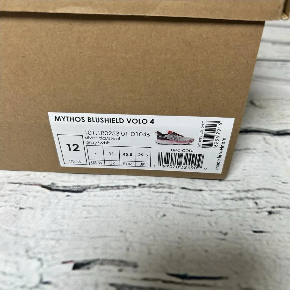 Diadora shoes - diadora Mythos Blushield Volo 4 Running - 180253-D1046 - Grey (UPC: 197020324909) 7
