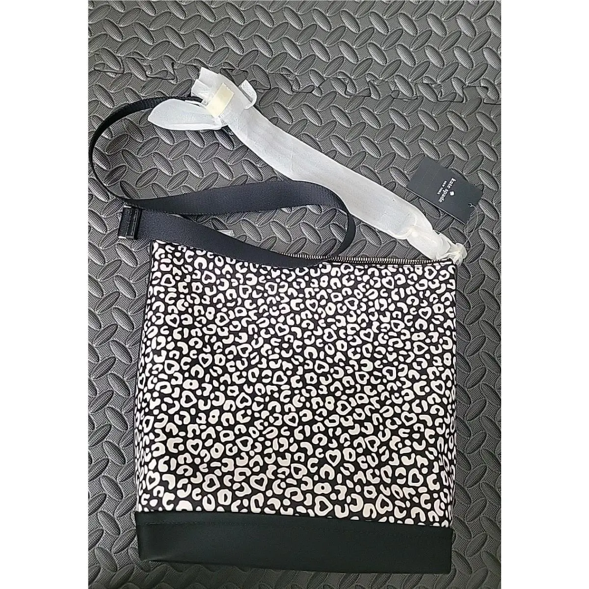 Kate Spade New York Chelsea Leopard Crossbody Shoulder Bag