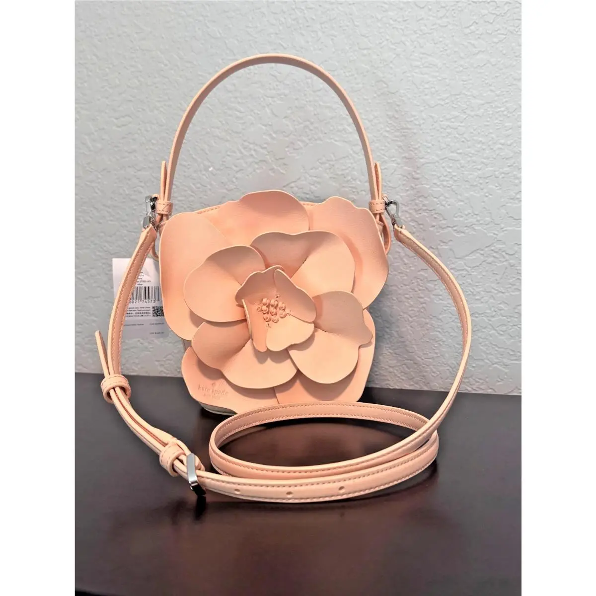 Kate Spade Flora Bucket Bag Appliqué 3D Flower Leather Crossbody Purse Peach