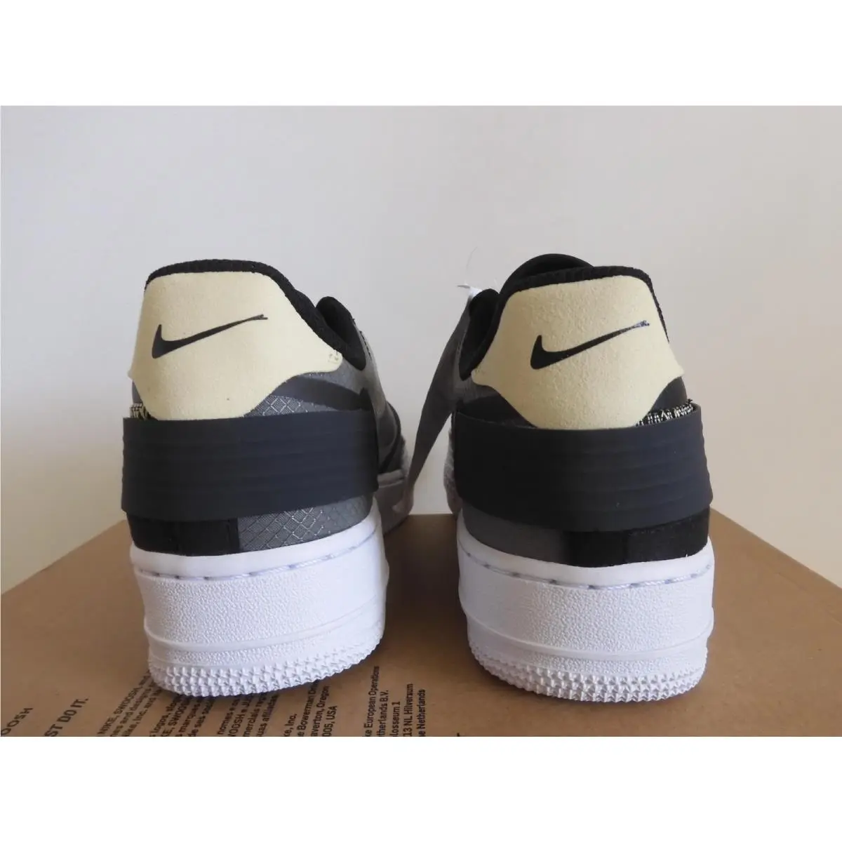Nike shoes - Nike Air Force 1 - Air Force - Black 3