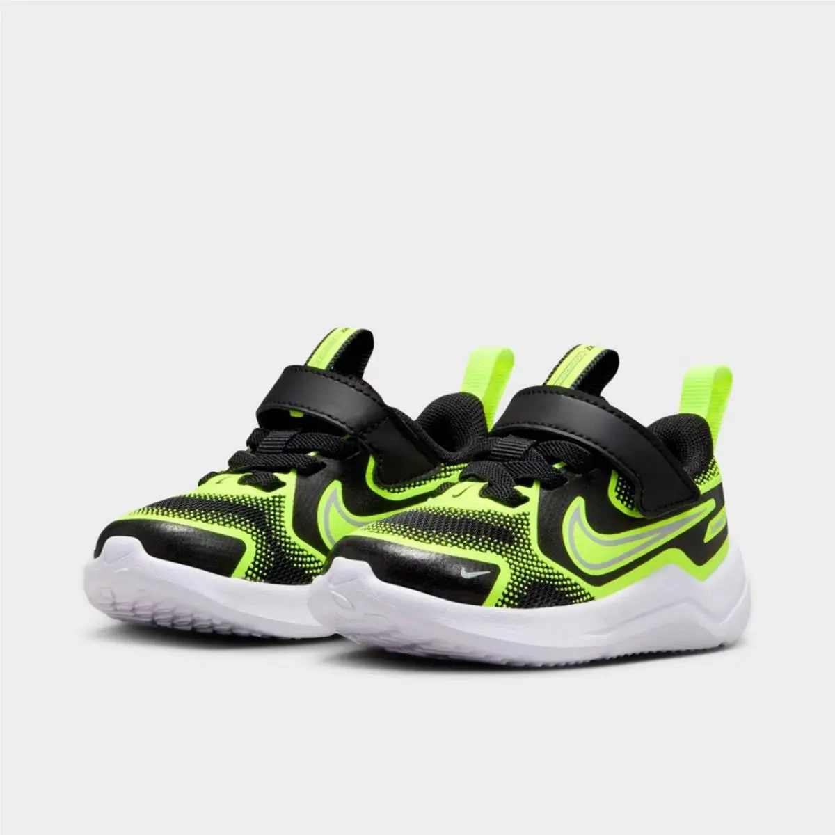 Nike shoes - HM4401 005 - Black/Wolf Grey/Volt 1