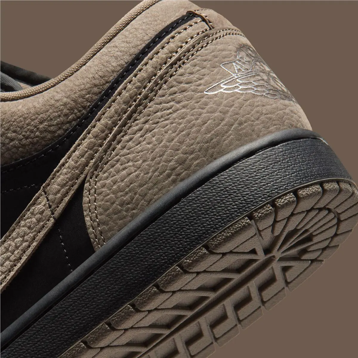 Nike shoes - Air Jordan 1 Low SE - IB7109-005 - Brown 5