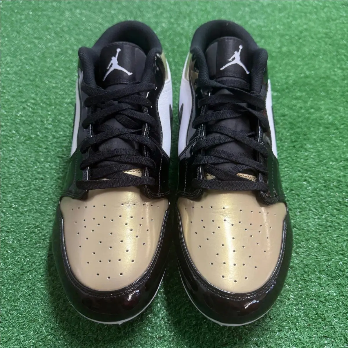 Nike shoes - Jordan 1 Low TD Cleat Patent Gold Toe - FJ6245-701 - White 4