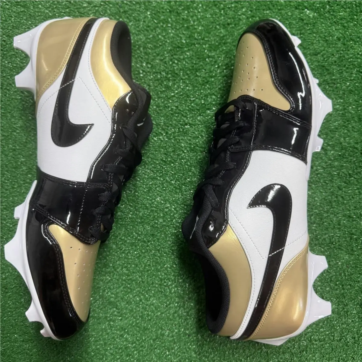 Nike shoes - Jordan 1 Low TD Cleat Patent Gold Toe - FJ6245-701 - White 8