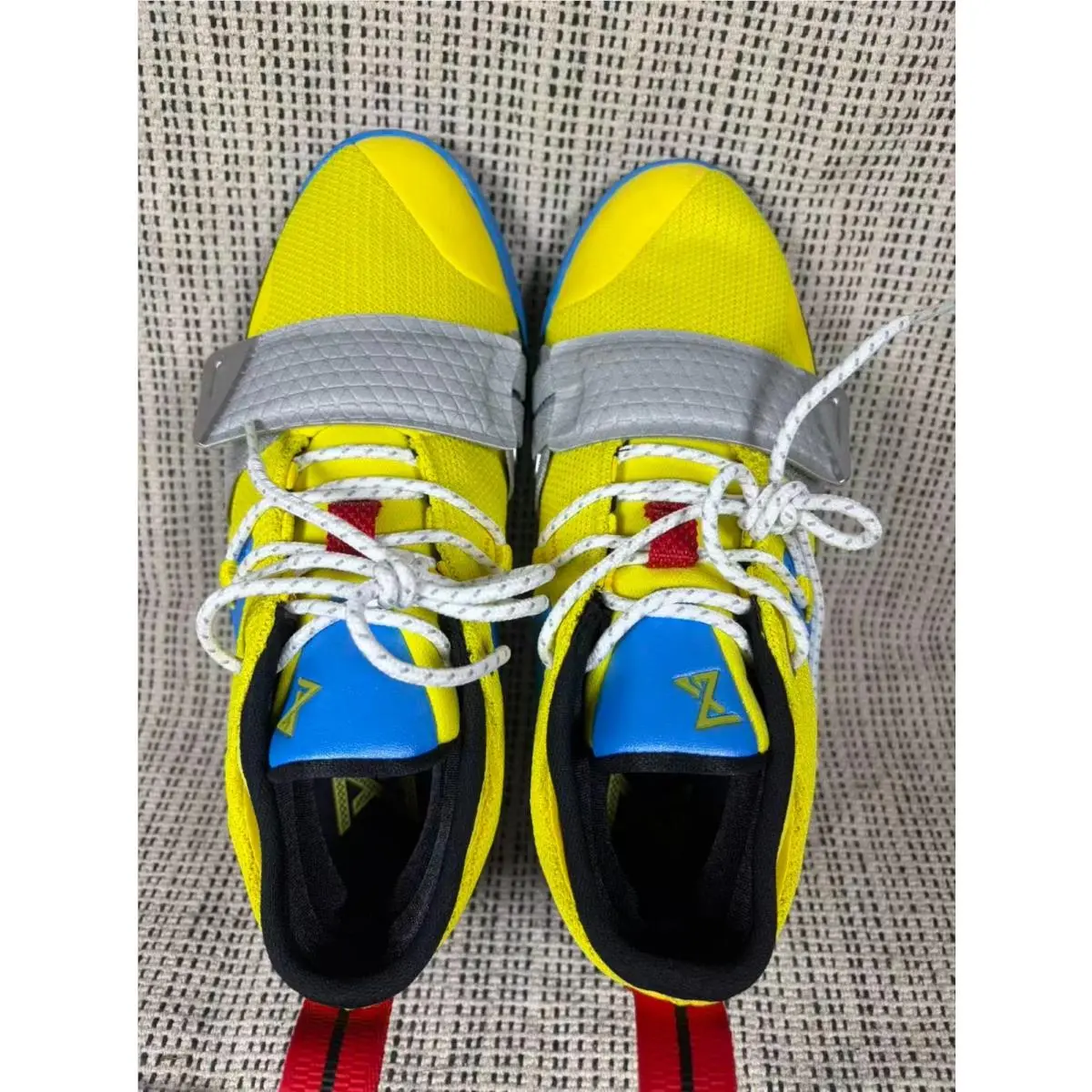 Nike shoes - Nike PG - Yellow 3