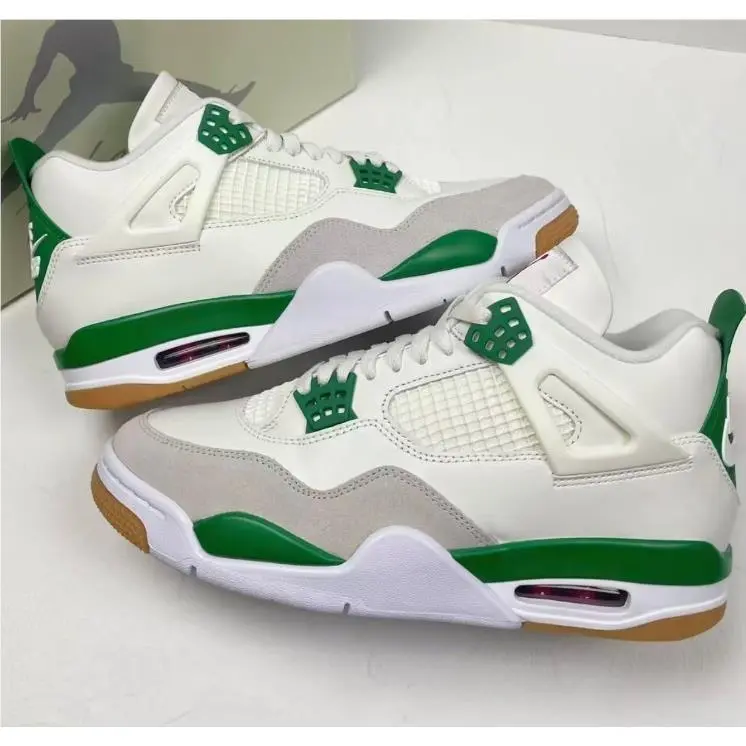 Nike shoes - Green 3