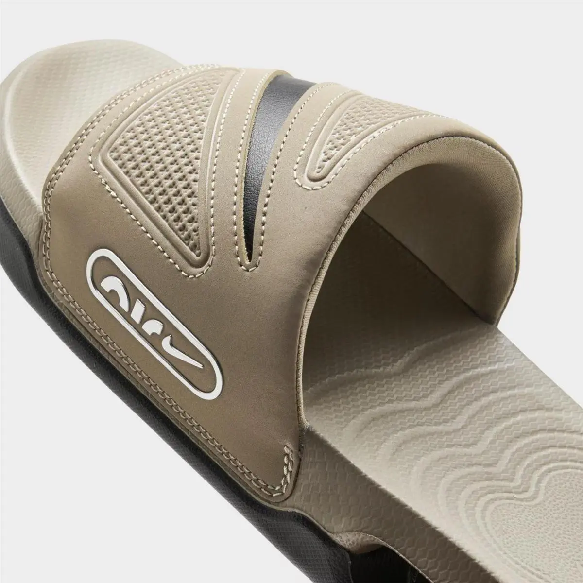 Nike shoes - DC1460 201 - Khaki/Black/Metallic Silver 4
