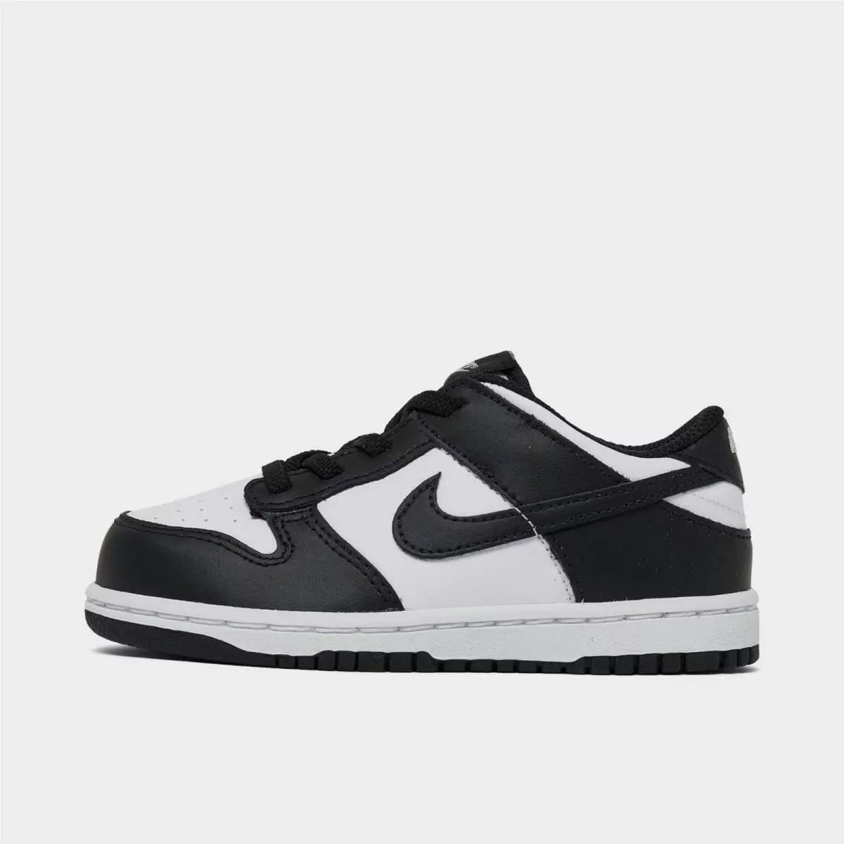 Nike shoes - CW1589 100 - White/Black/White 3