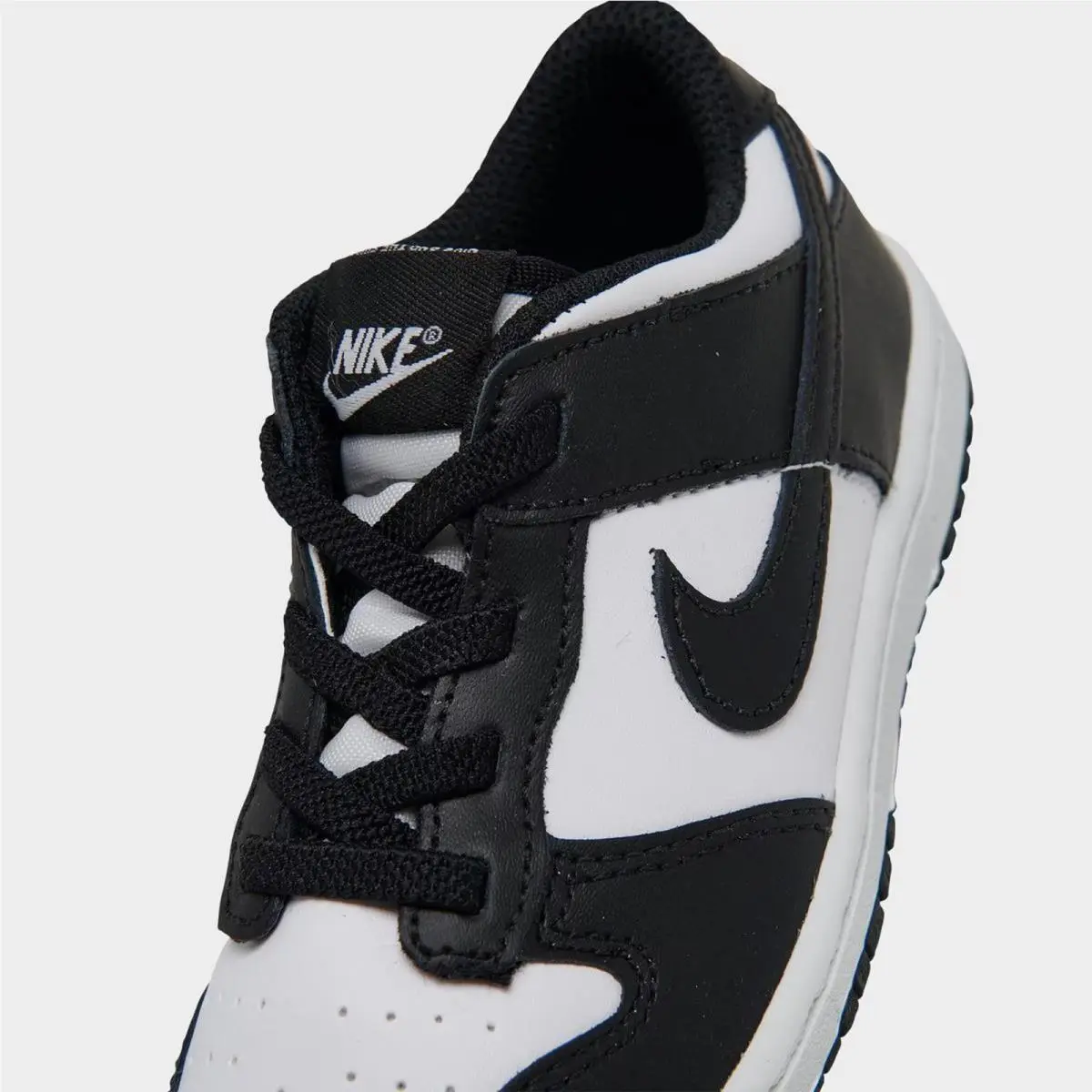 Nike shoes - CW1589 100 - White/Black/White 4