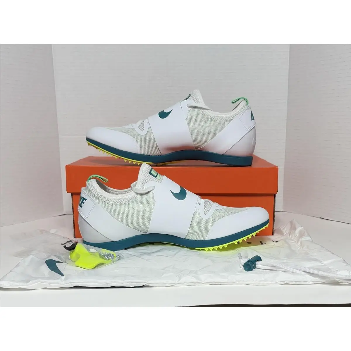 Nike shoes - Nike Pole Vault Elite - Pole Vault Elite - FZ9649-100 - White 0