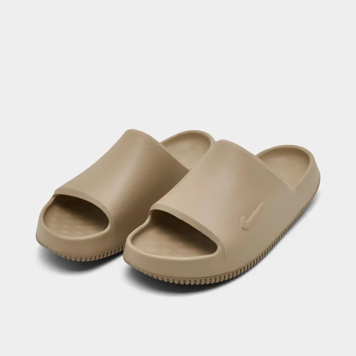Nike shoes - IF9306 200 - Linen 1