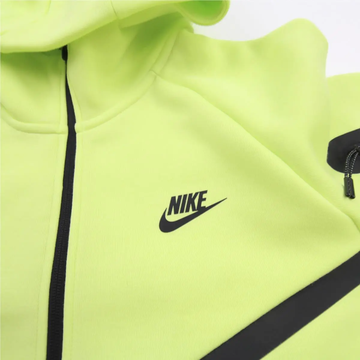 Nike clothing - Yellow Green 2