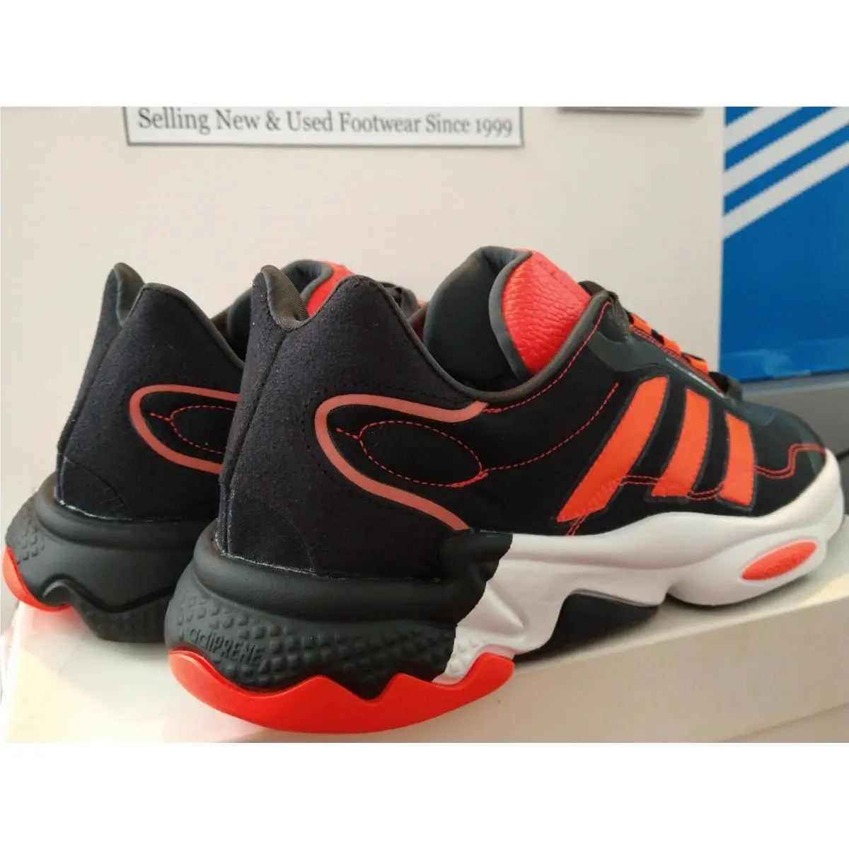 Adidas shoes - Adidas Ozweego Pure - Ozweego Pure - H04536 - Core Black / Cloud White - Solar Red, Manufacturer: Core Black / Cloud White - Solar Red (UPC: 194817781716) 4