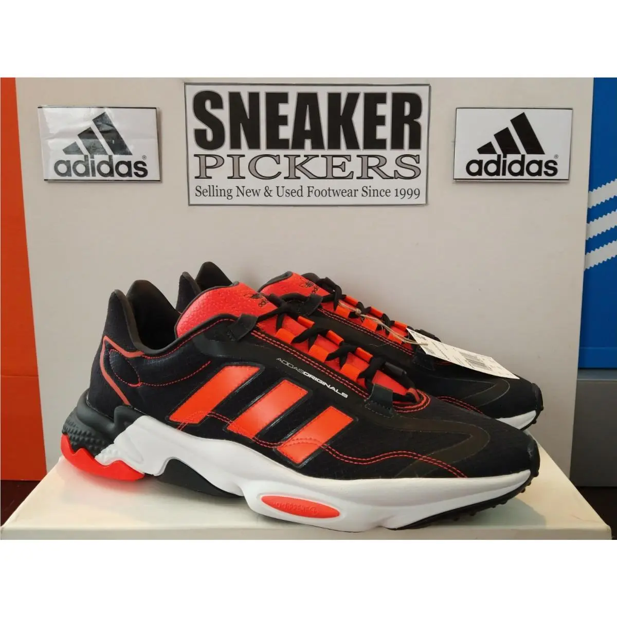 Adidas shoes - Adidas Ozweego Pure - Ozweego Pure - H04536 - Core Black / Cloud White - Solar Red, Manufacturer: Core Black / Cloud White - Solar Red (UPC: 194817781716) 2