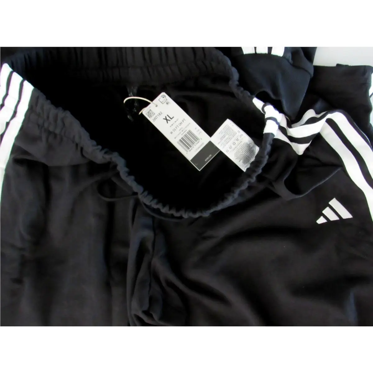 Adidas clothing - JE0017 - JE0017 - Black (UPC: 197612730309) 20