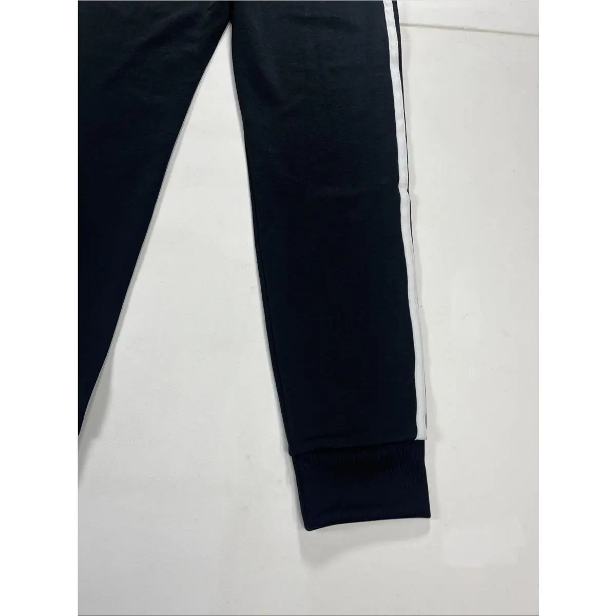 Adidas clothing - Black 16
