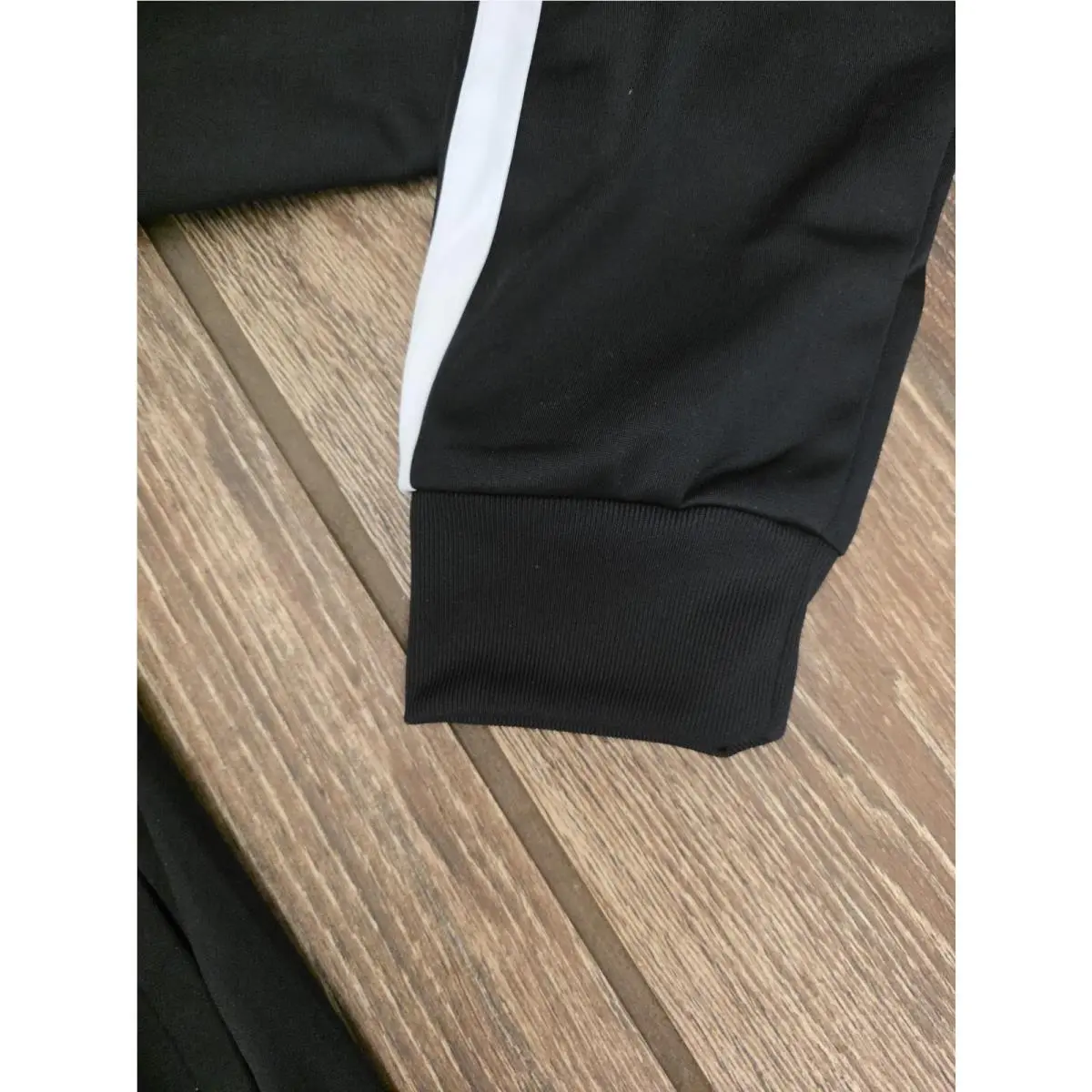 Adidas clothing - Black 5