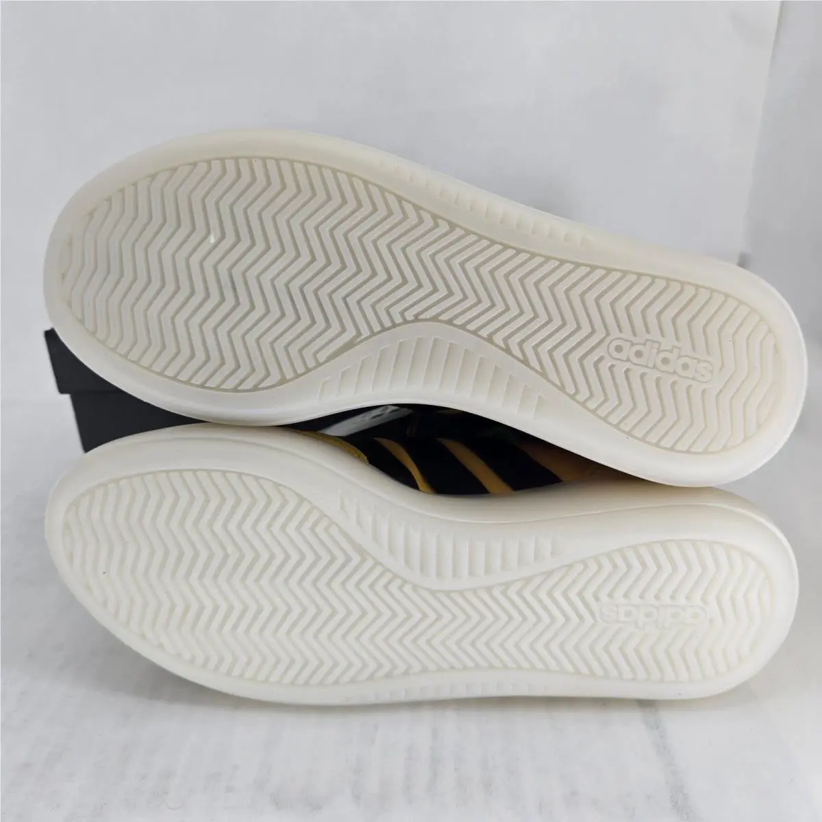 Adidas shoes - Barreda Decode J Football - Barreda Decode Football - HQ9468 - Yellow 2