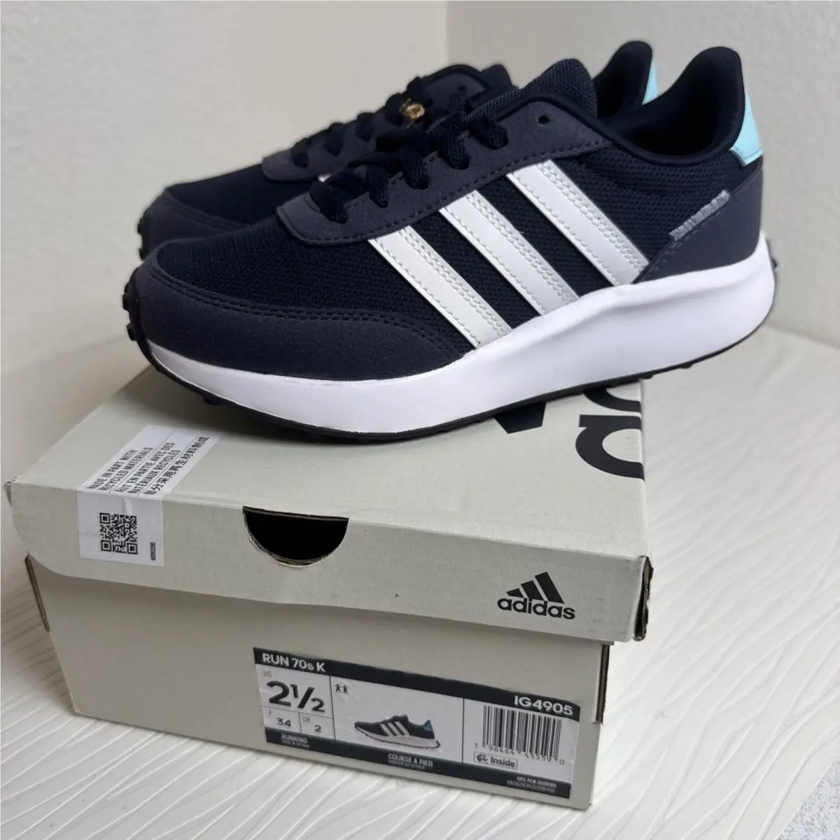 Adidas Run 70s Low Legend Ink Navy Turquoise Sz 2 1/2 Youth IG4905