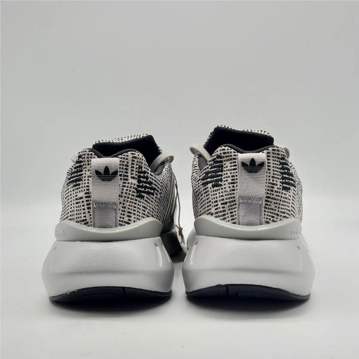 Adidas shoes - adidas Swift Run - Swift Run - GZ1555 - Gray 2