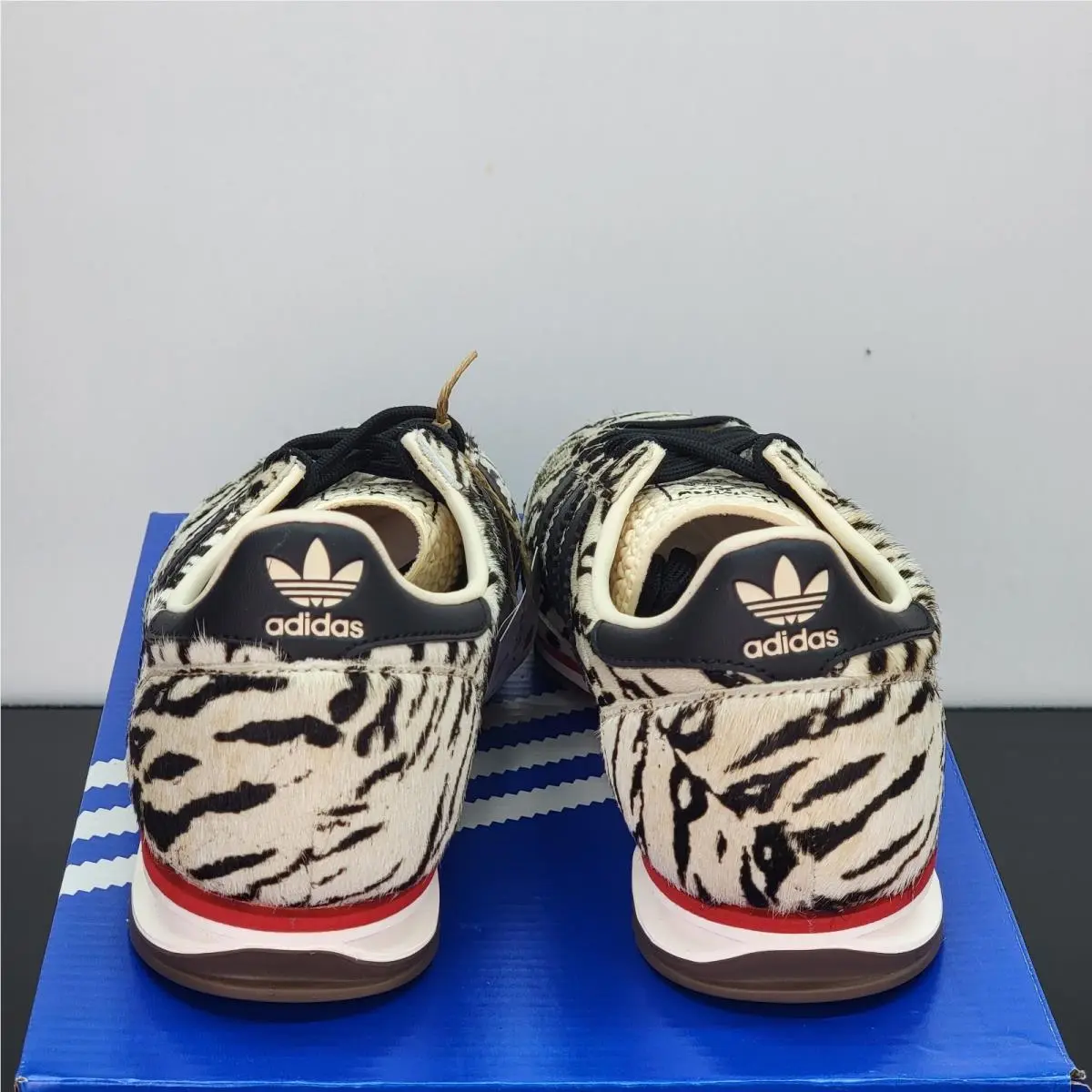 Adidas shoes - adidas SL 72 - KH8811 - Black 4