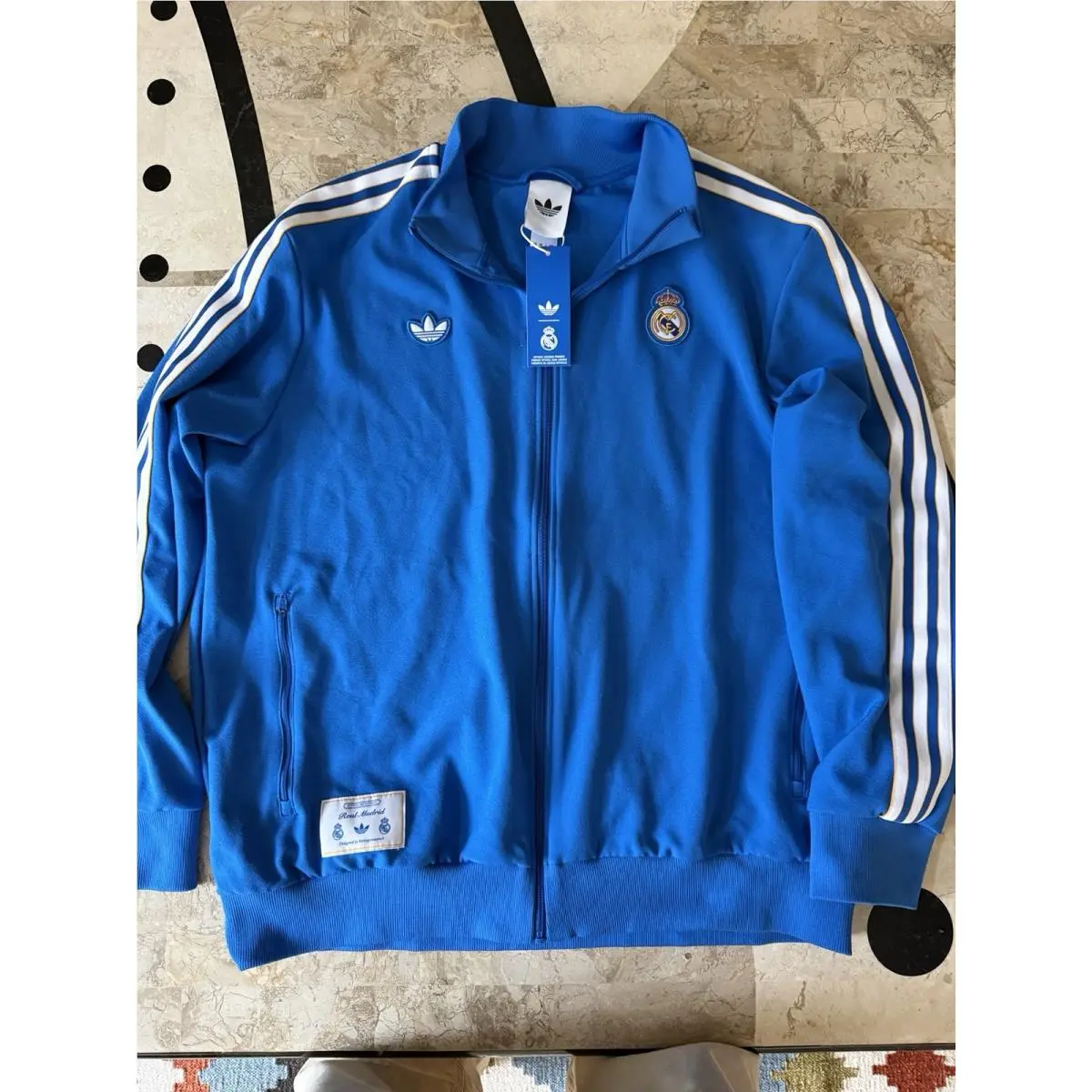 Adidas clothing - Blue/White 2