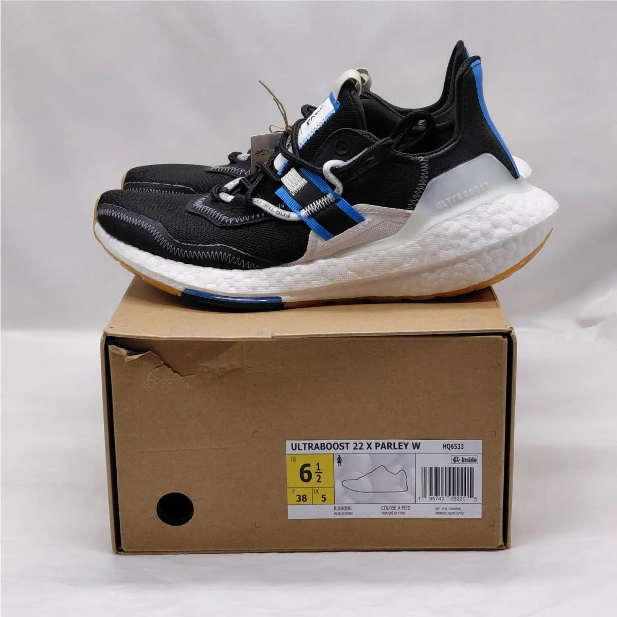 Adidas Ultraboost Parley 22 X Women`s Running Shoes Sneakers 6.5 Athletic Casual
